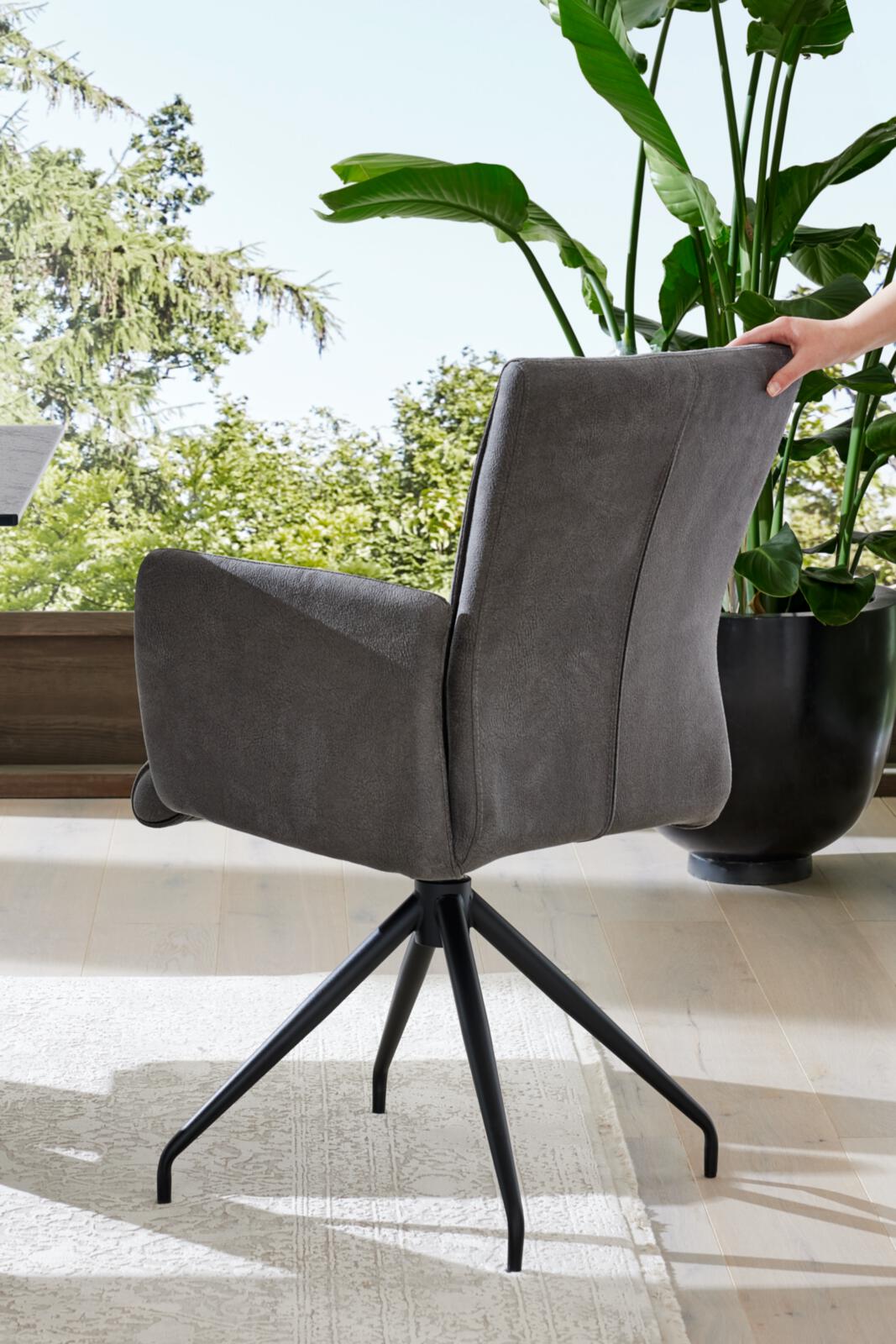 Interliving Armlehnstuhl Serie 5122