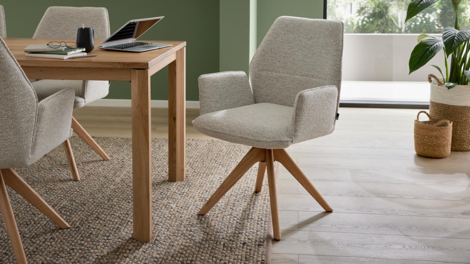 Interliving Armlehnstuhl Serie 5102